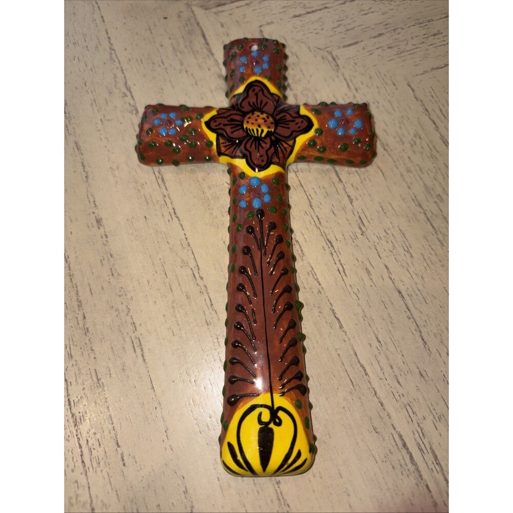 Talavera Pottery Mexican Hand Painted Flowers Folk Art Wall Cross 7.5”T, 4.”